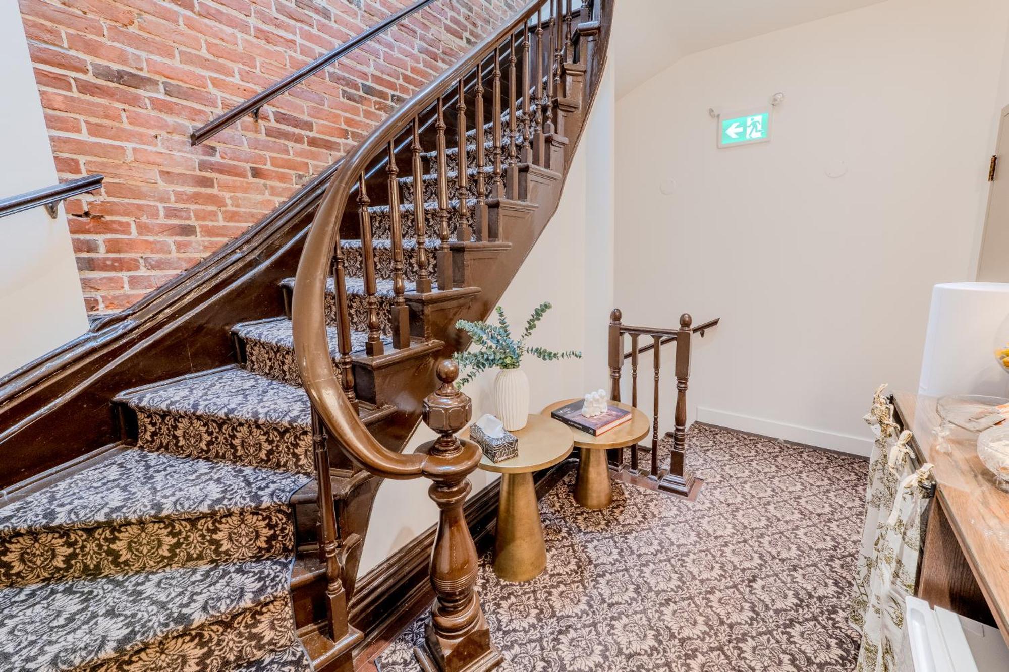 Self Check-In Boutique Hotel - Quartier Latin - Room 101, Montreal